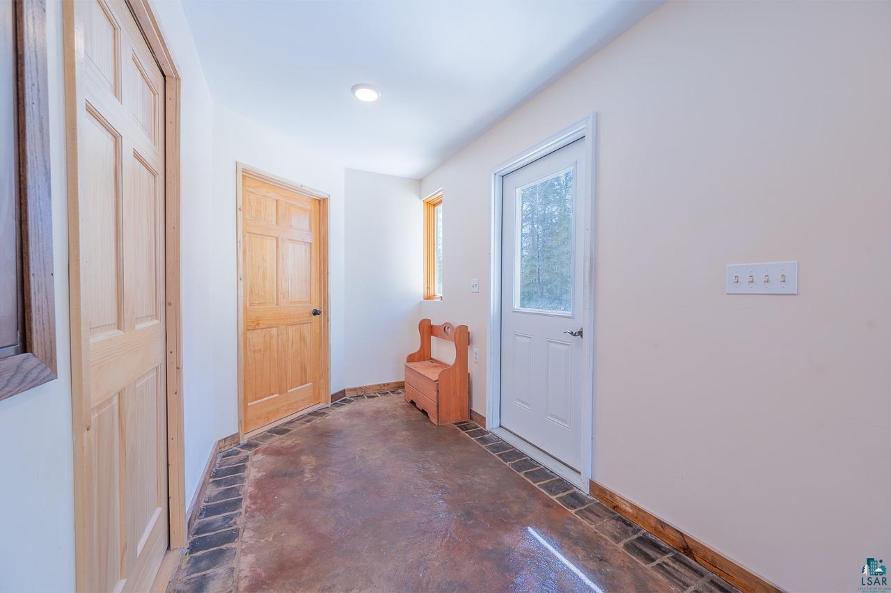 7579 Thumbnail Drive Embarrass, MN 55732 - Photo 8 of 21 Interior space