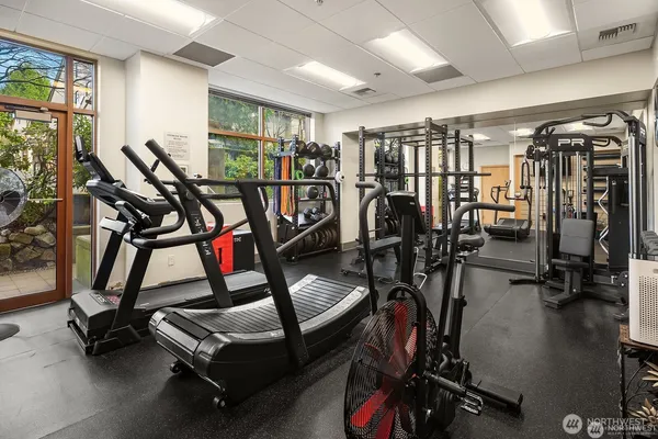 $4,950 | 1100 106th Avenue Northeast, Bellevue, WA 98004