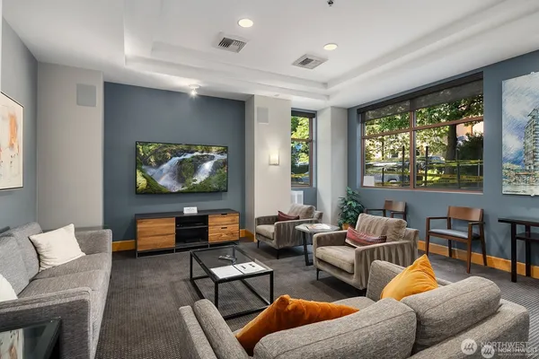 $4,950 | 1100 106th Avenue Northeast, Bellevue, WA 98004