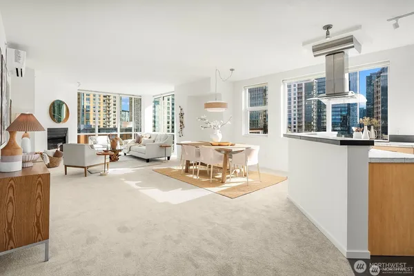 $4,950 | 1100 106th Avenue Northeast, Bellevue, WA 98004