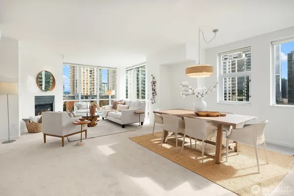 $4,950 | 1100 106th Avenue Northeast, Bellevue, WA 98004