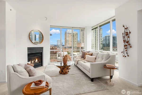 $4,950 | 1100 106th Avenue Northeast, Bellevue, WA 98004