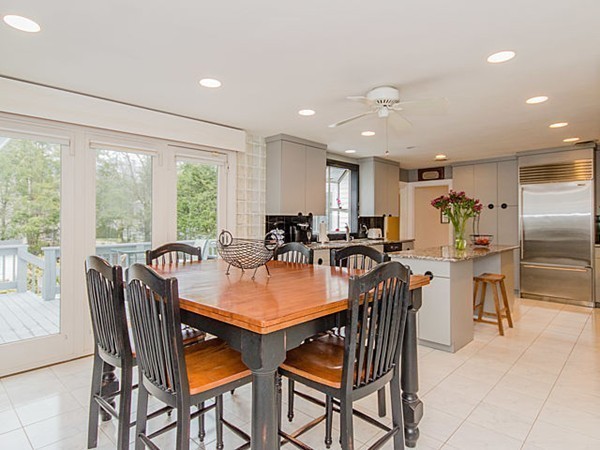 116 Old Farm Road Newton, MA 02459 - Photo 8 of 27 Gallery Image 8