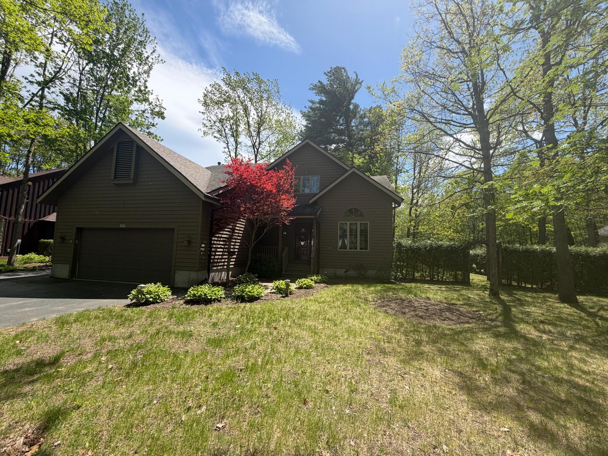 17 Pine Ridge Drive Morrisonville, NY 12962 - Photo 2 of 31 IMG_2526