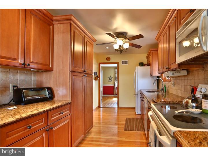 429 Blair Road Springfield, PA 19064 - Photo 7 of 23