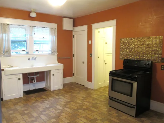 $299,900 | 53 Center Street, Oneonta, NY 13820