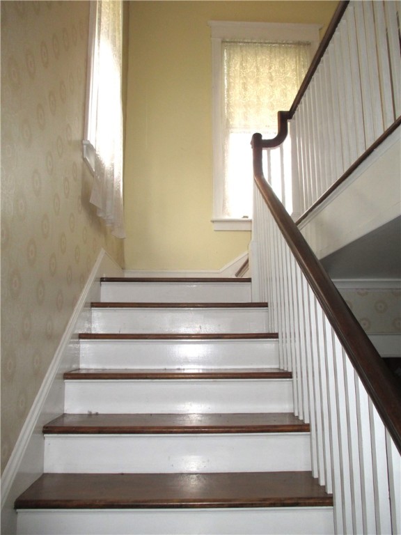 53 Center Street Oneonta, NY 13820 - Photo 24 of 50