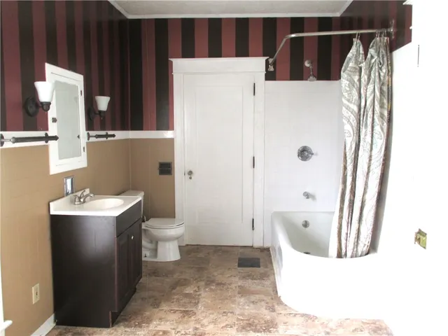 $299,900 | 53 Center Street, Oneonta, NY 13820