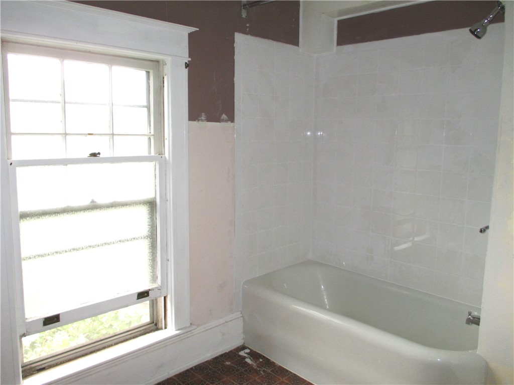 53 Center Street Oneonta, NY 13820 - Photo 34 of 50