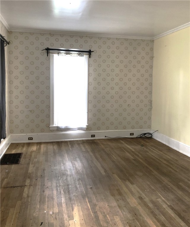 53 Center Street Oneonta, NY 13820 - Photo 8 of 50