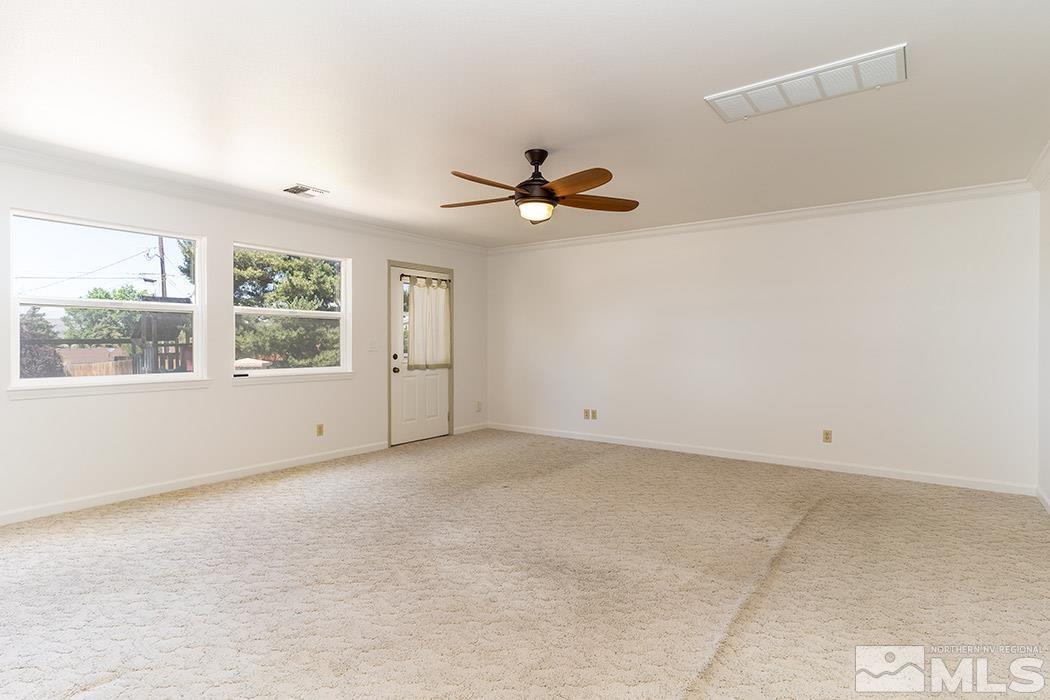 8685 Aquifer Way Reno, NV 89506 - Photo 17 of 27 Photo 17