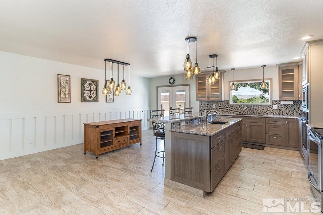 8685 Aquifer Way Reno, NV 89506 - Photo 4 of 27 Photo 4