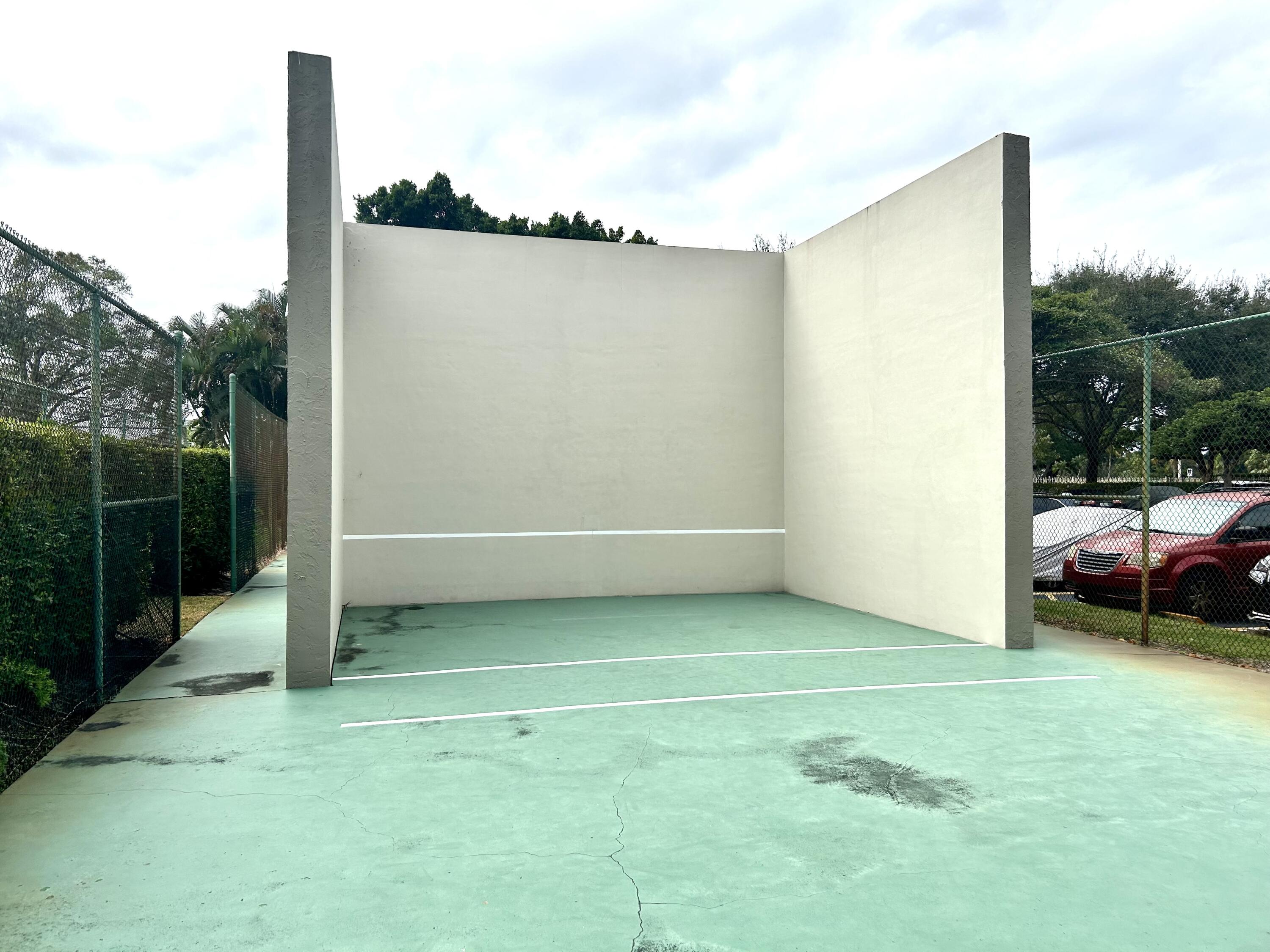 3930 Inverrary Boulevard, Unit 303D Lauderhill, FL 33319 - Photo 20 of 28 a view of a car garage