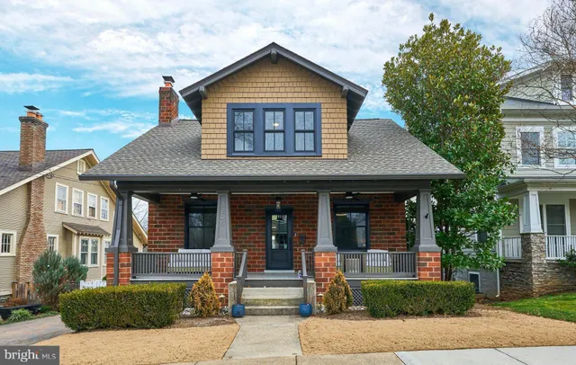 $1,795,000 | 205 North Fillmore Street, Arlington, VA 22201