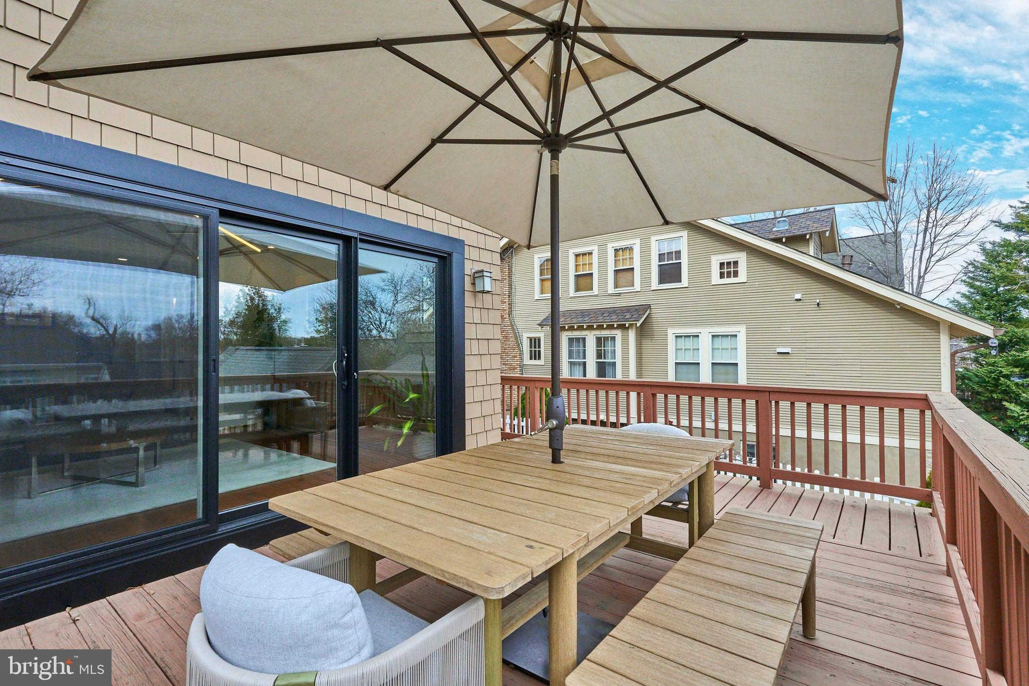 205 North Fillmore Street Arlington, VA 22201 - Photo 26 of 42