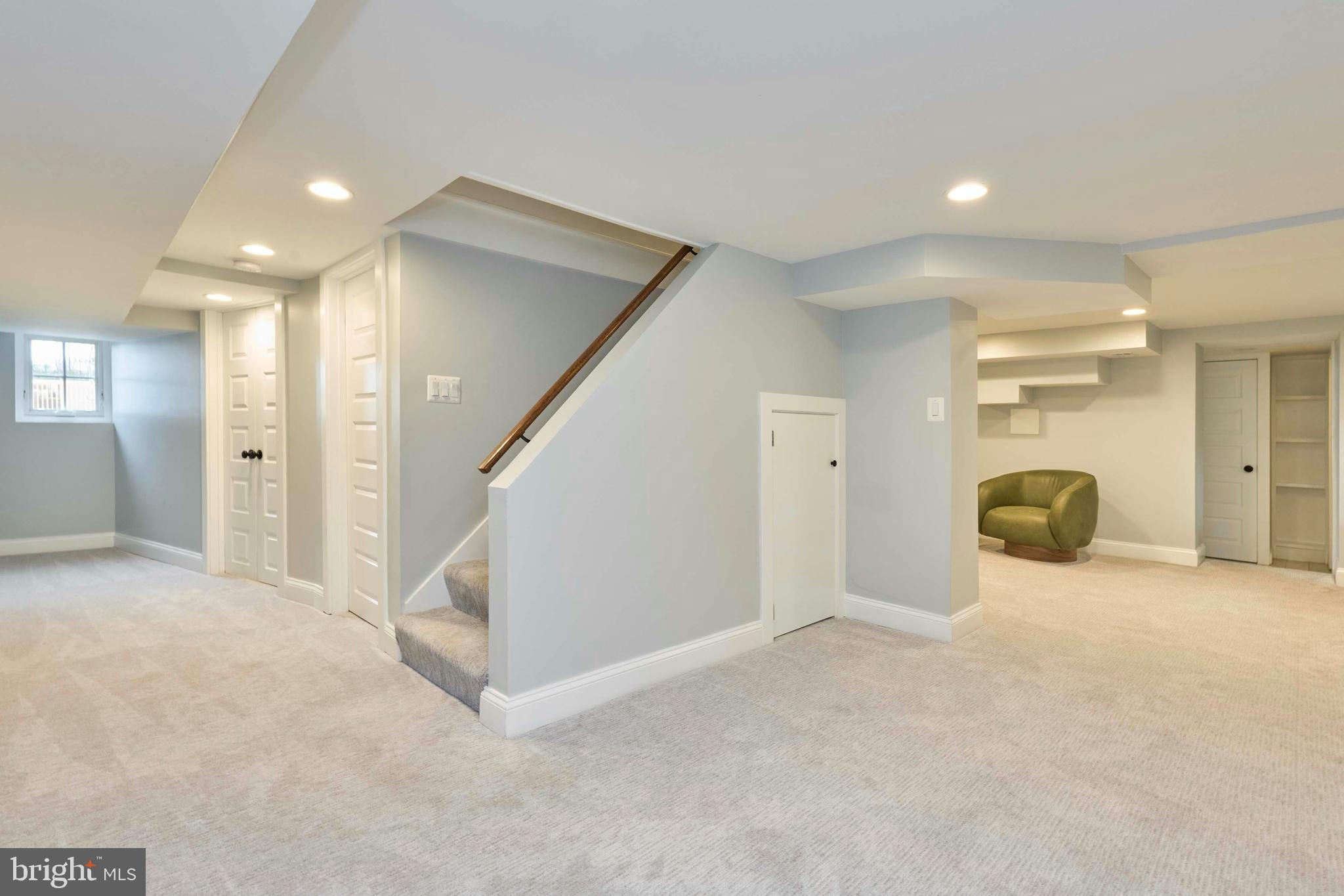 205 North Fillmore Street Arlington, VA 22201 - Photo 29 of 42