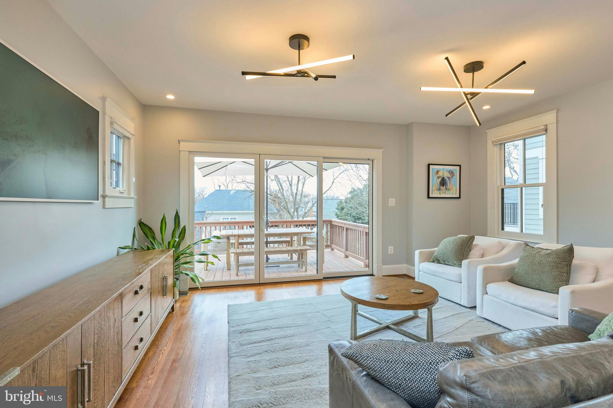 205 North Fillmore Street Arlington, VA 22201 - Photo 9 of 42