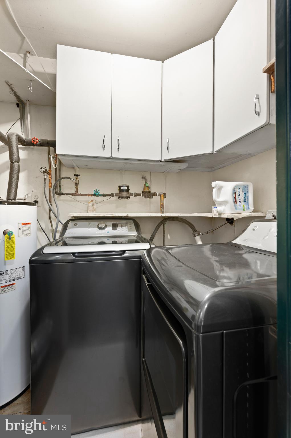 359 Valley-View Road King of Prussia, PA 19406 - Photo 49 of 51 Efficient laundry space with modern appliances.