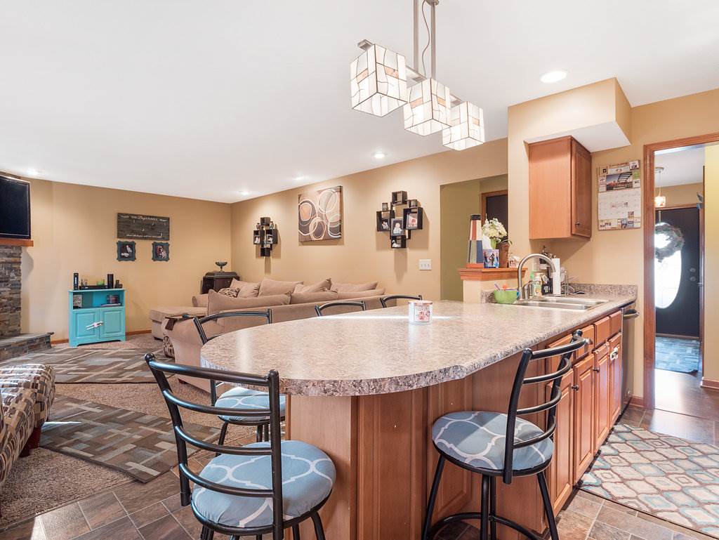 1328 Springbrook Road Fort Wayne, IN 46825 - Photo 7 of 23 Gallery Image 7
