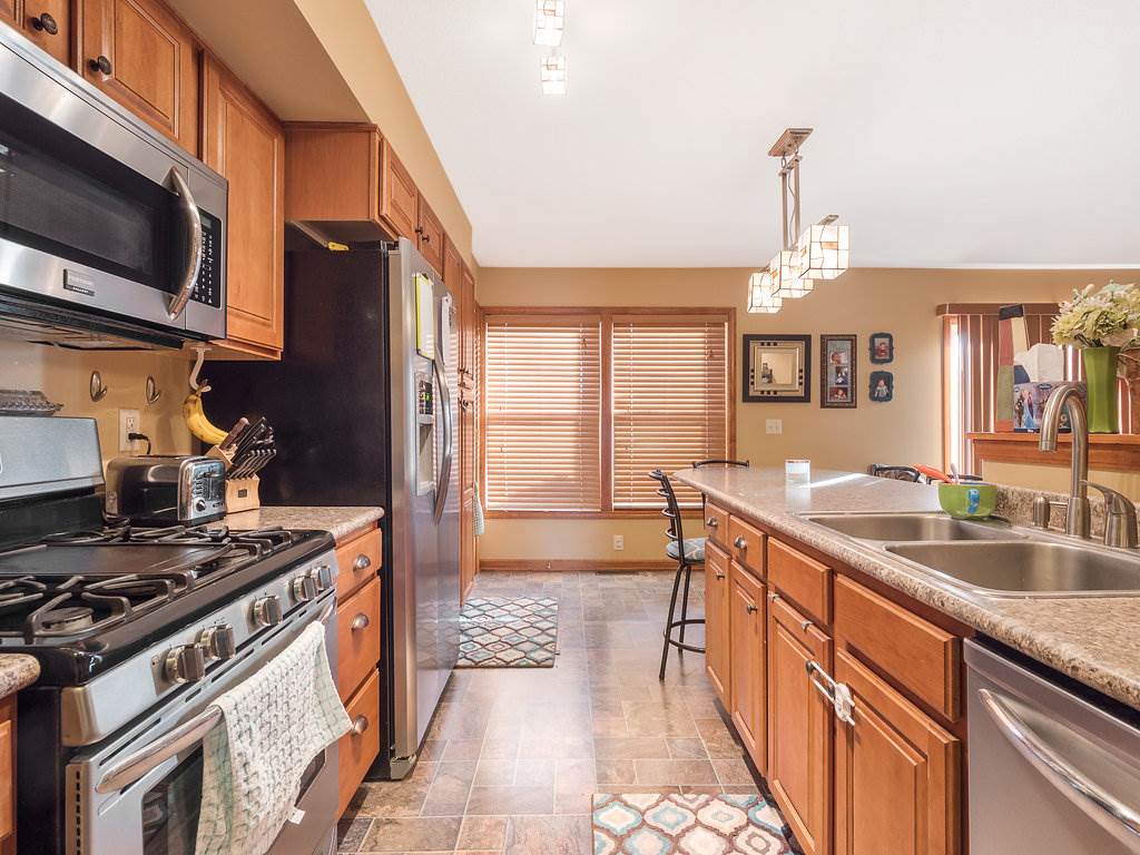 1328 Springbrook Road Fort Wayne, IN 46825 - Photo 9 of 23 Gallery Image 9
