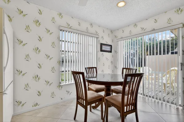$315,000 | 5404 Viburnum Circle, Delray Beach, FL 33484