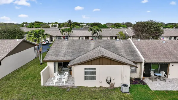 $315,000 | 5404 Viburnum Circle, Delray Beach, FL 33484