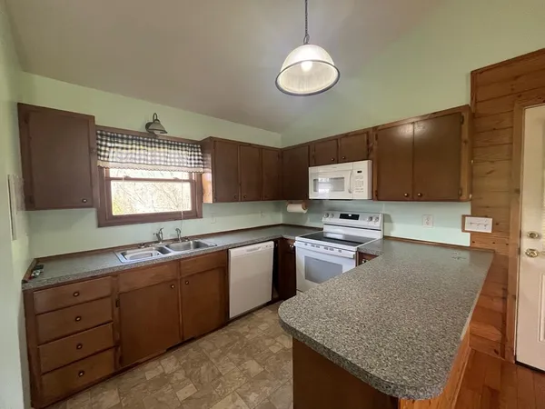 $389,000 | 142 Arrowhead Trail, Hayesville, NC 28904