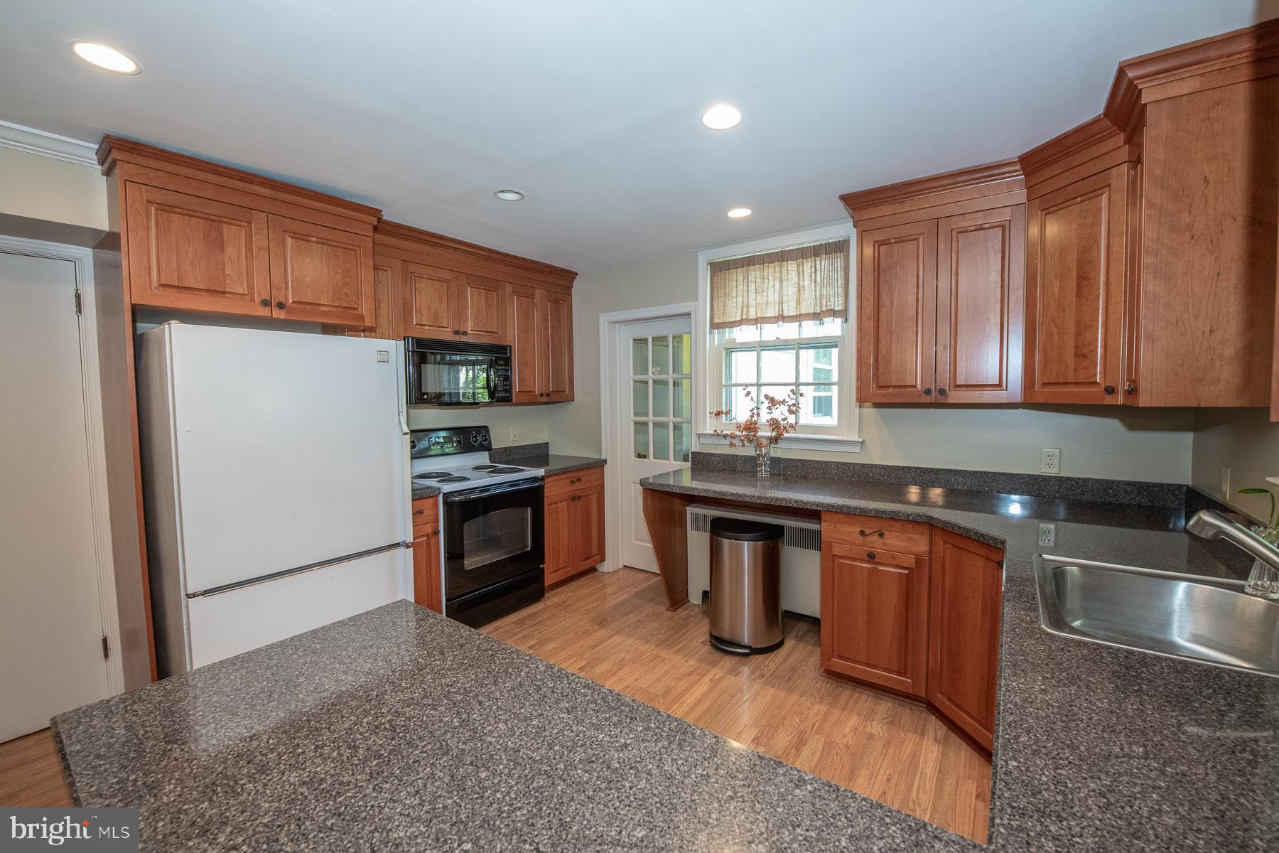 1219 Andover Road Wynnewood, PA 19096 - Photo 9 of 24 Gallery Image 9