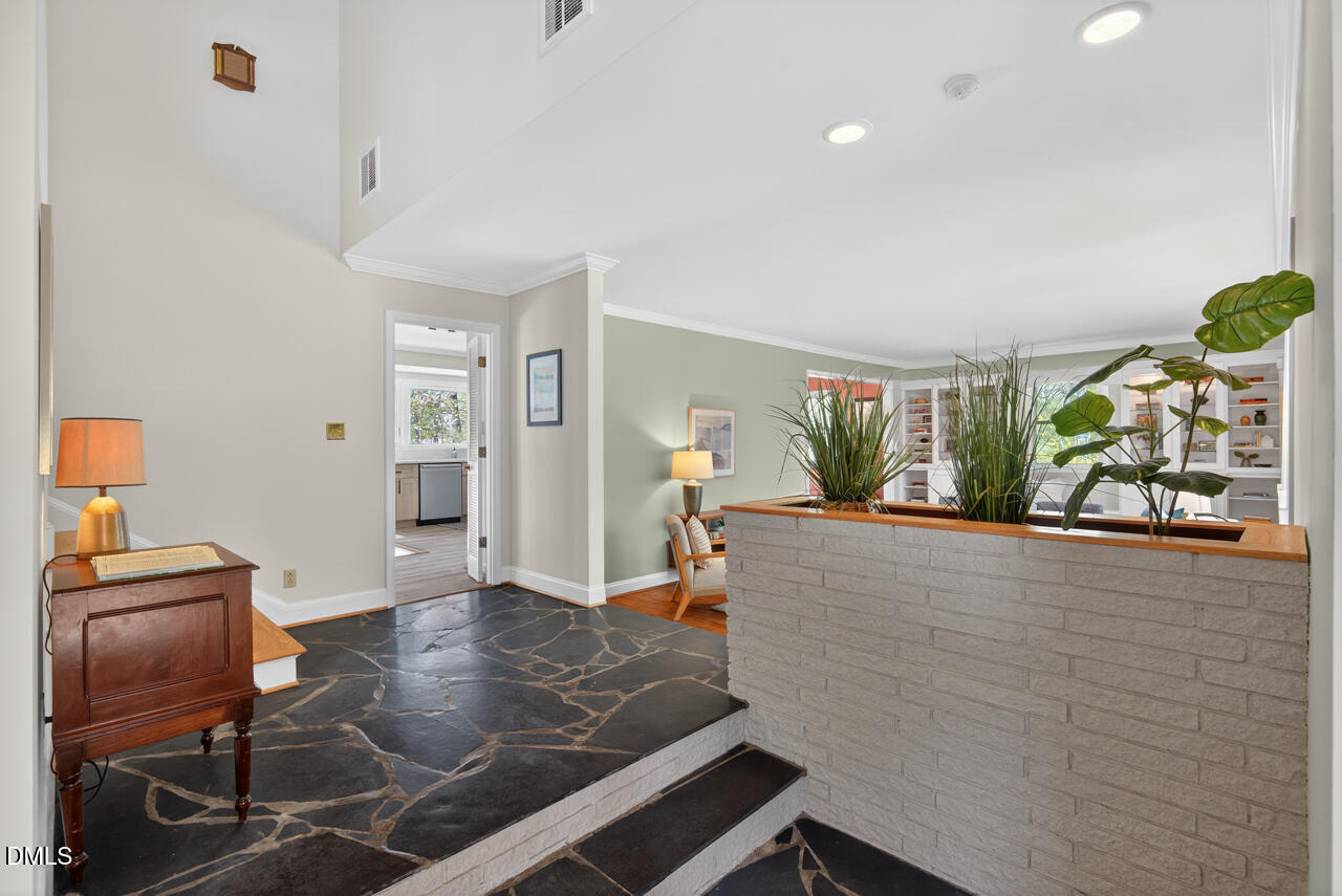 2734 Spencer Street Durham, NC 27705 - Photo 6 of 61 09