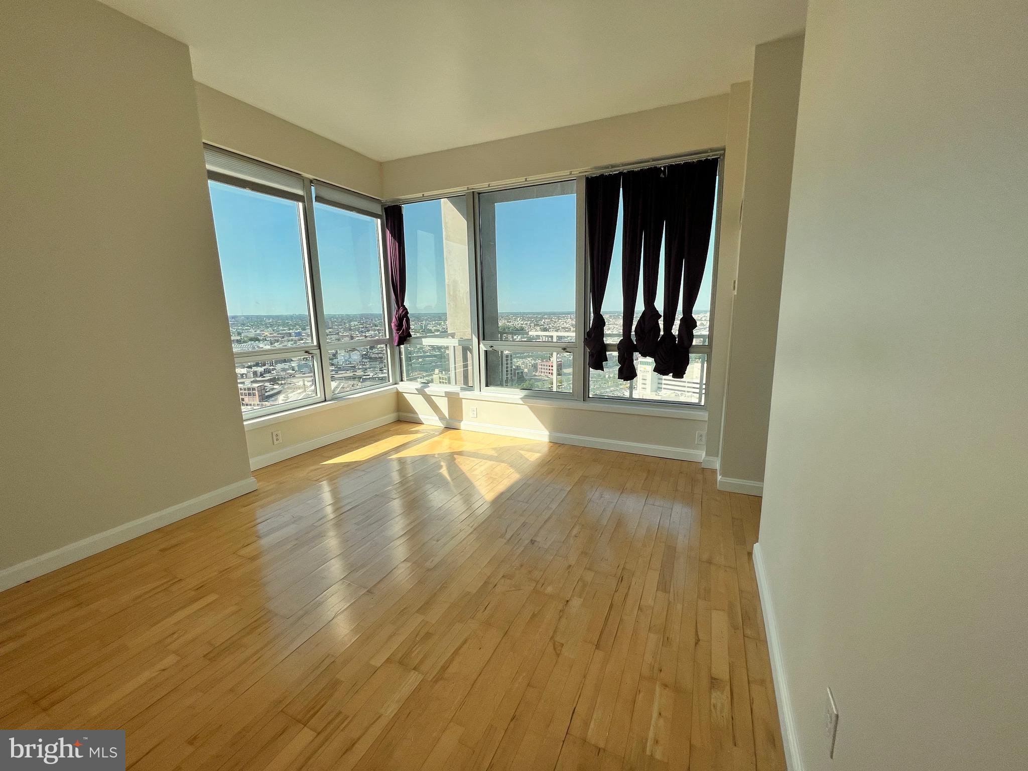 901 North Penn Street, Unit R2504 Philadelphia, PA 19123 - Photo 6 of 25 Gallery Image 6