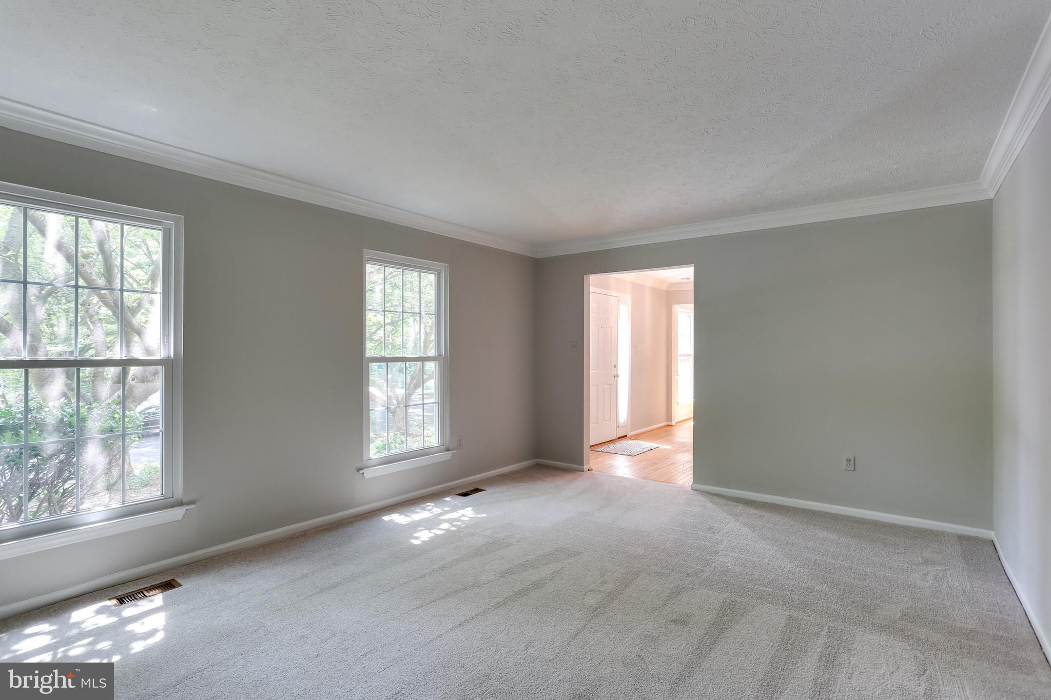 9302 Many Flower Lane Jessup, MD 20794 - Photo 8 of 36 Gallery Image 8