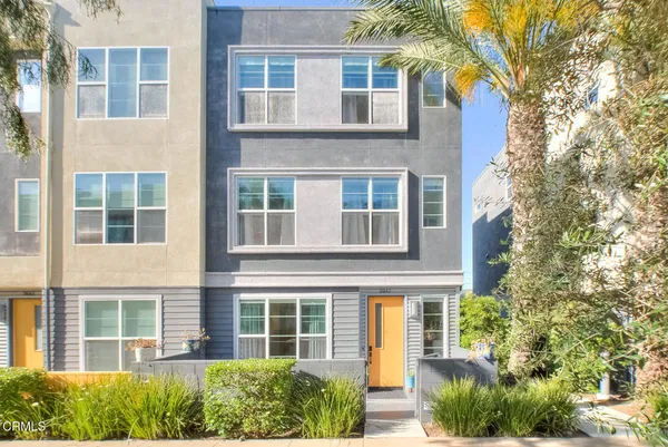 $999,000 | 2041 West Pl Drive, Costa Mesa, CA 92627