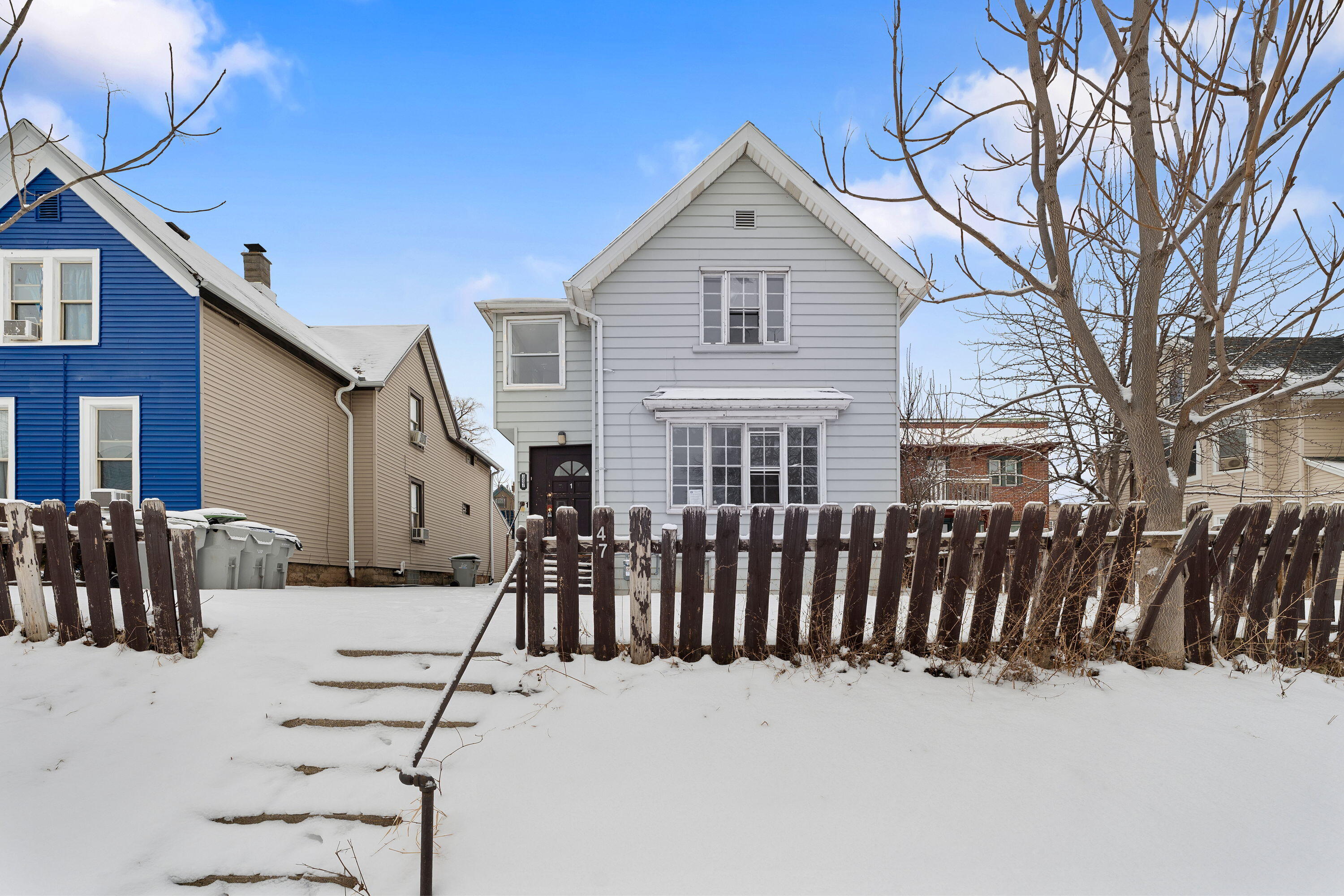 747 South 23rd Street Milwaukee, WI 53204 - Photo 1 of 1 front