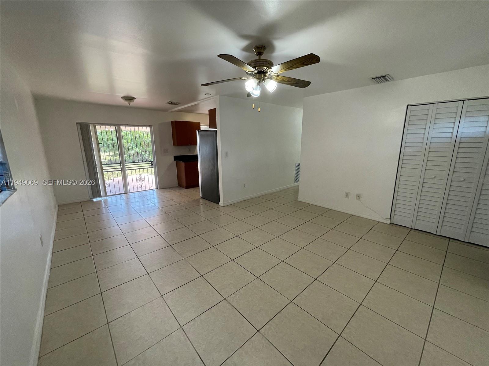 29711 Southwest 146th Avenue Homestead, FL 33033 - Photo 4 of 10