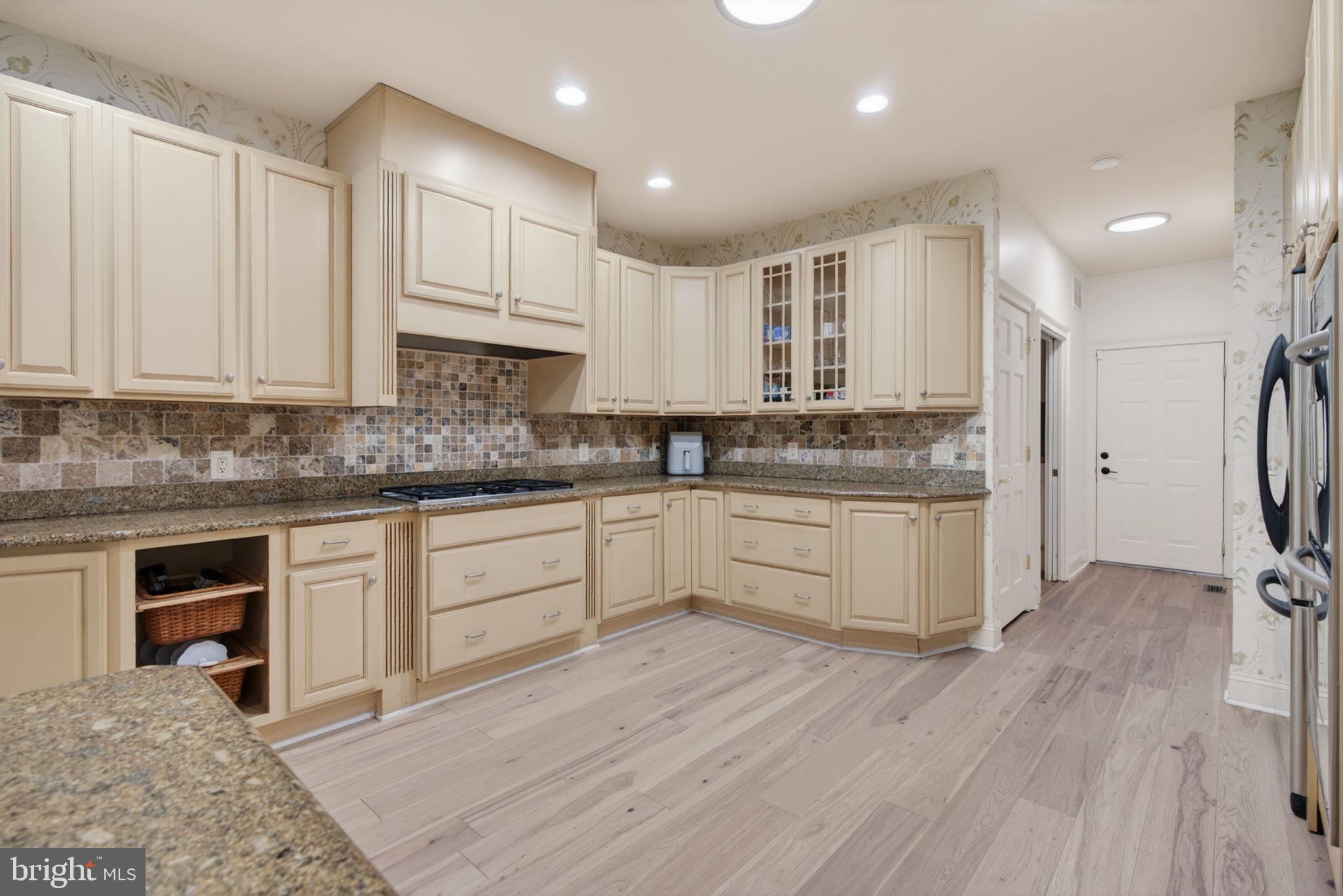 344 Whig Lane Road Pilesgrove, NJ 08098 - Photo 6 of 49 Gallery Image 6
