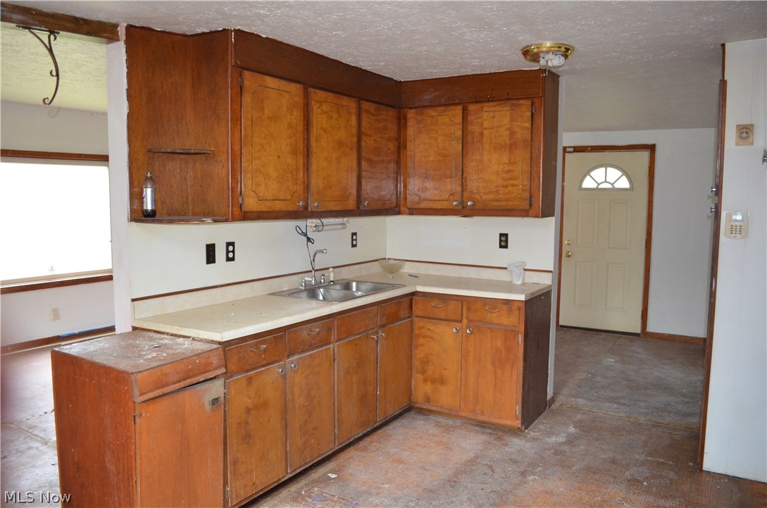 6352 North Bend Road Ashtabula, OH 44004 - Photo 3 of 11 Gallery Image 3