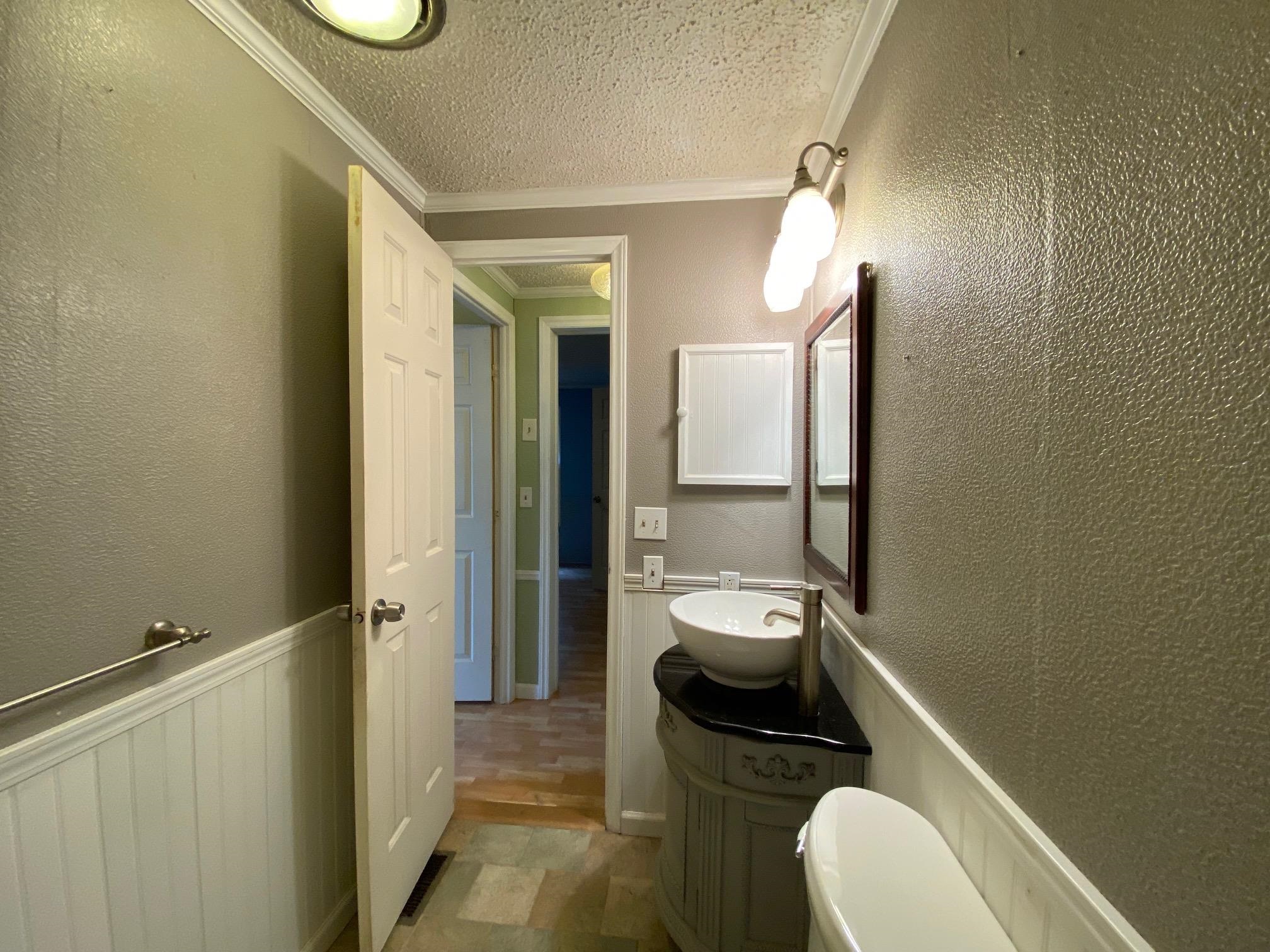 207 Redwood Road Loudon, NH 03307 - Photo 11 of 26