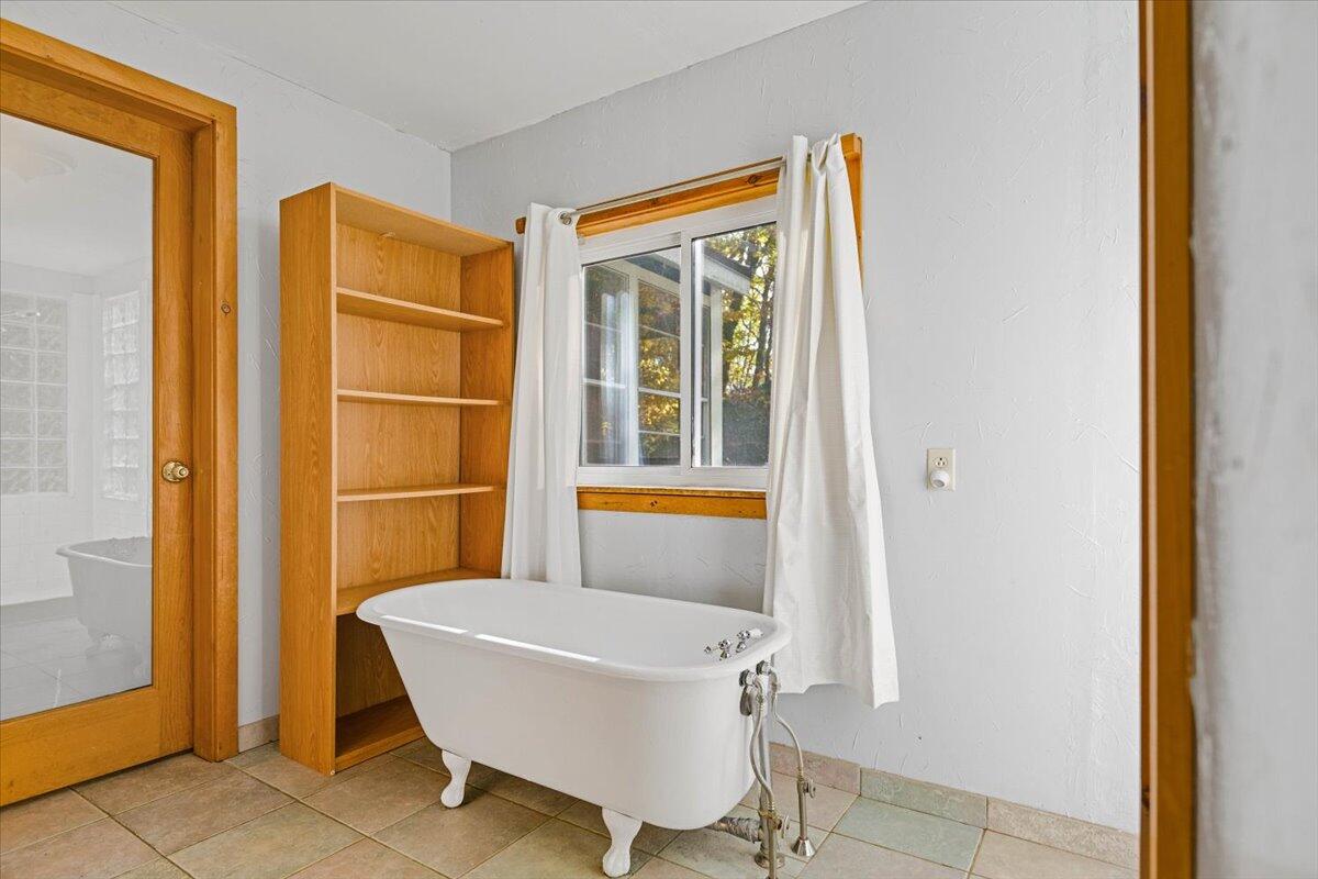 401 Auburn Road Peru, ME 04290 - Photo 22 of 40 33-401 Auburn Rd_Peru_ME-19