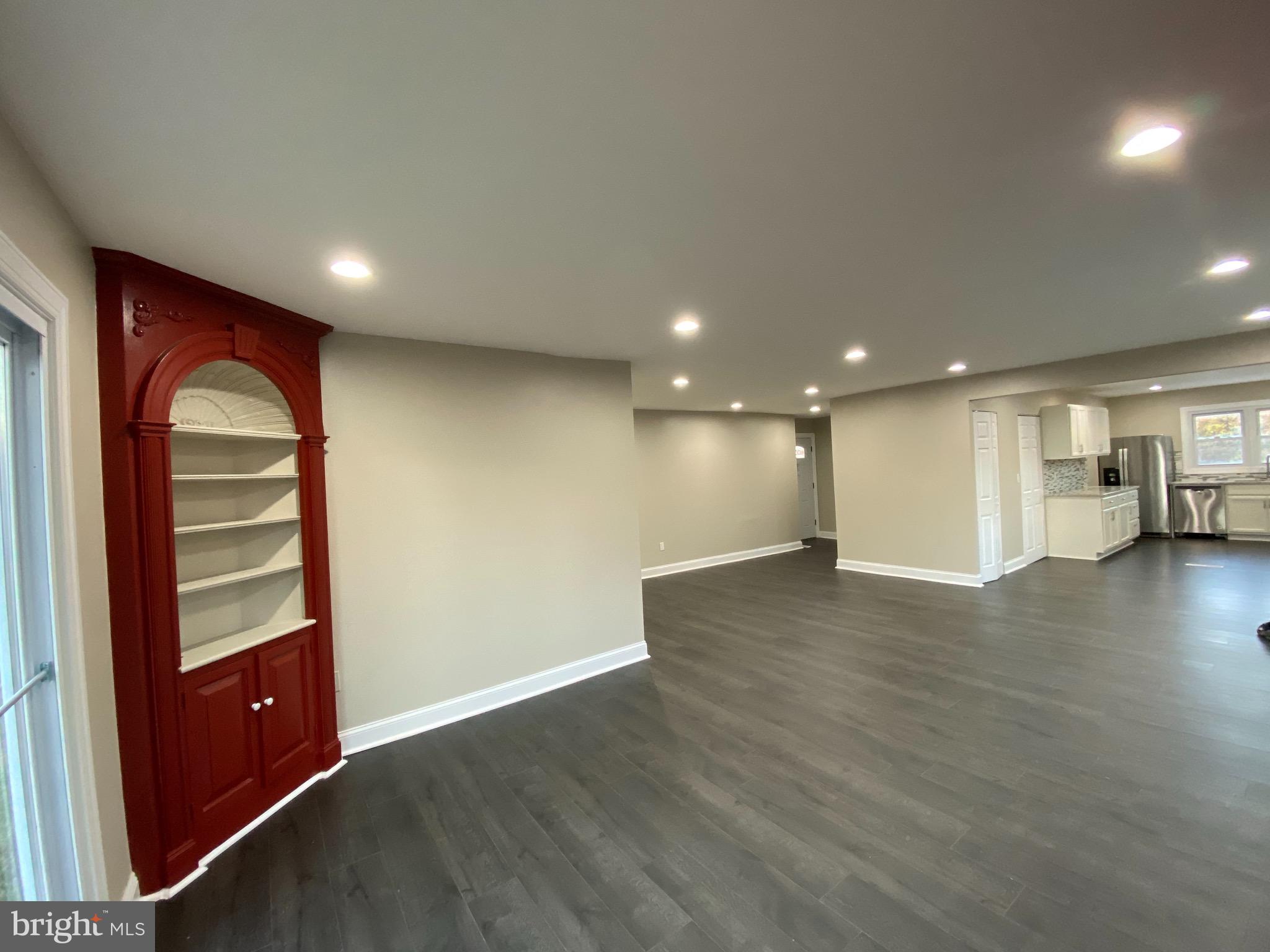 2028 North Rolling Road Baltimore, MD 21244 - Photo 14 of 64
