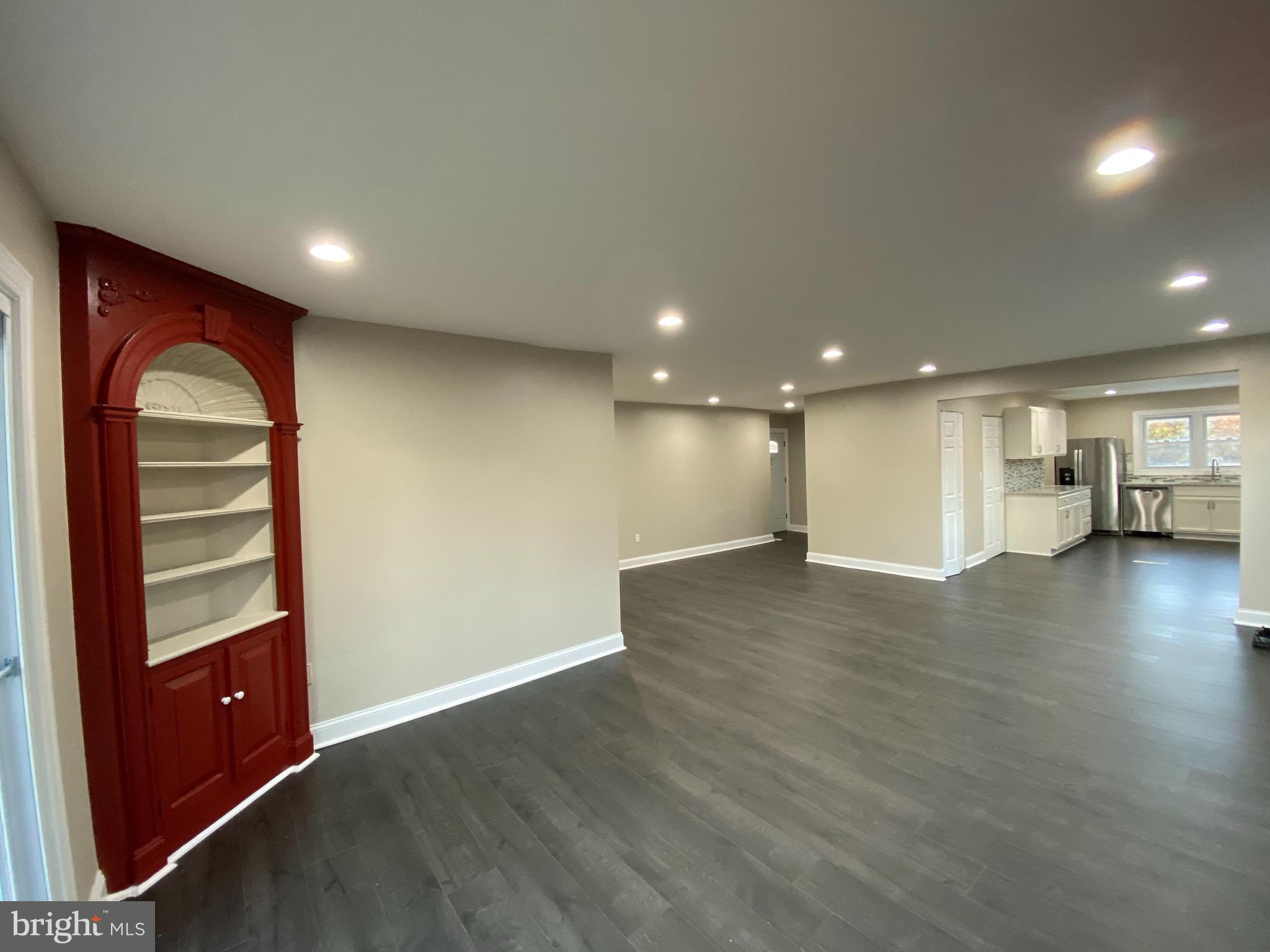 2028 North Rolling Road Baltimore, MD 21244 - Photo 15 of 64