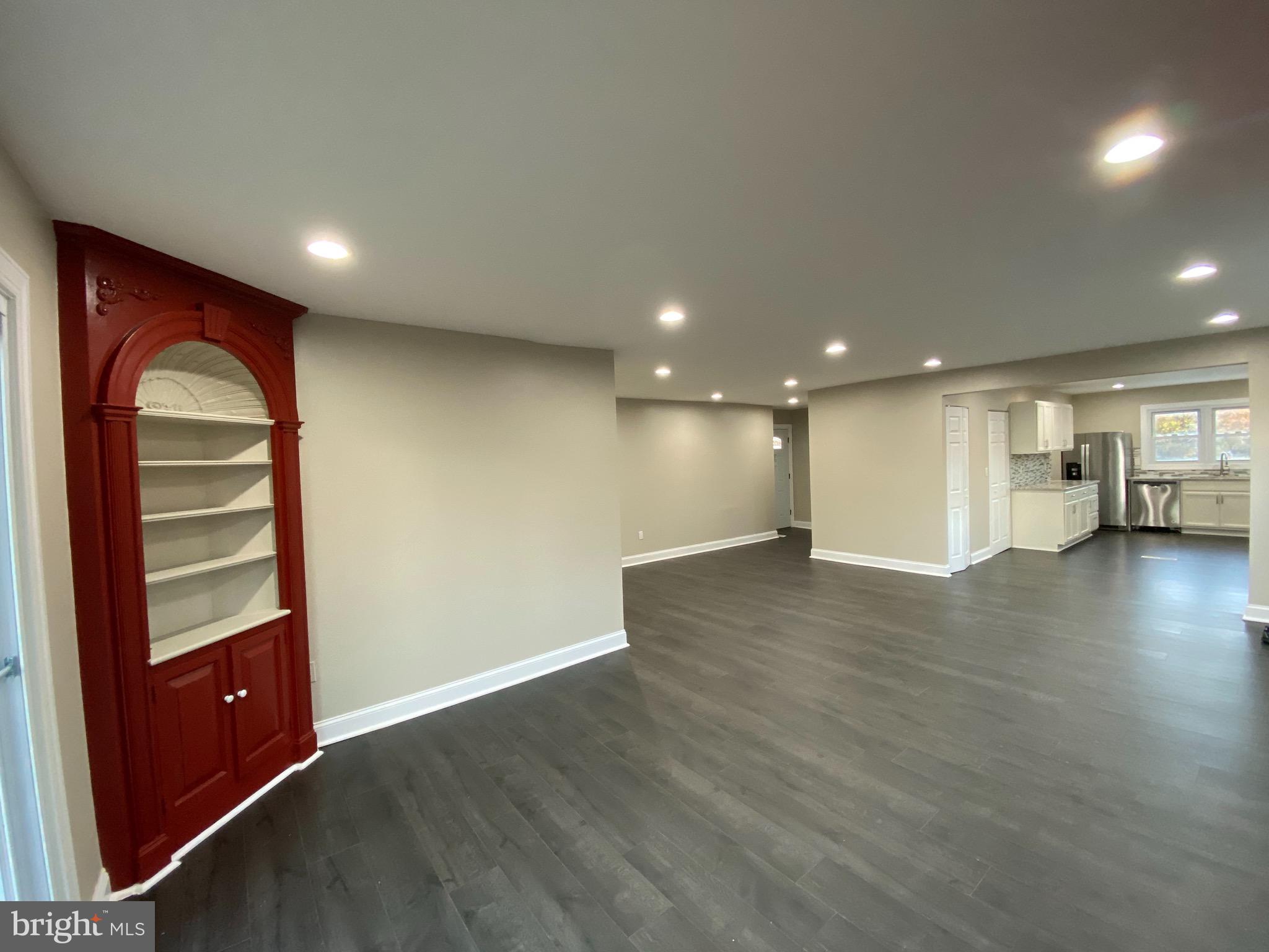 2028 North Rolling Road Baltimore, MD 21244 - Photo 16 of 64