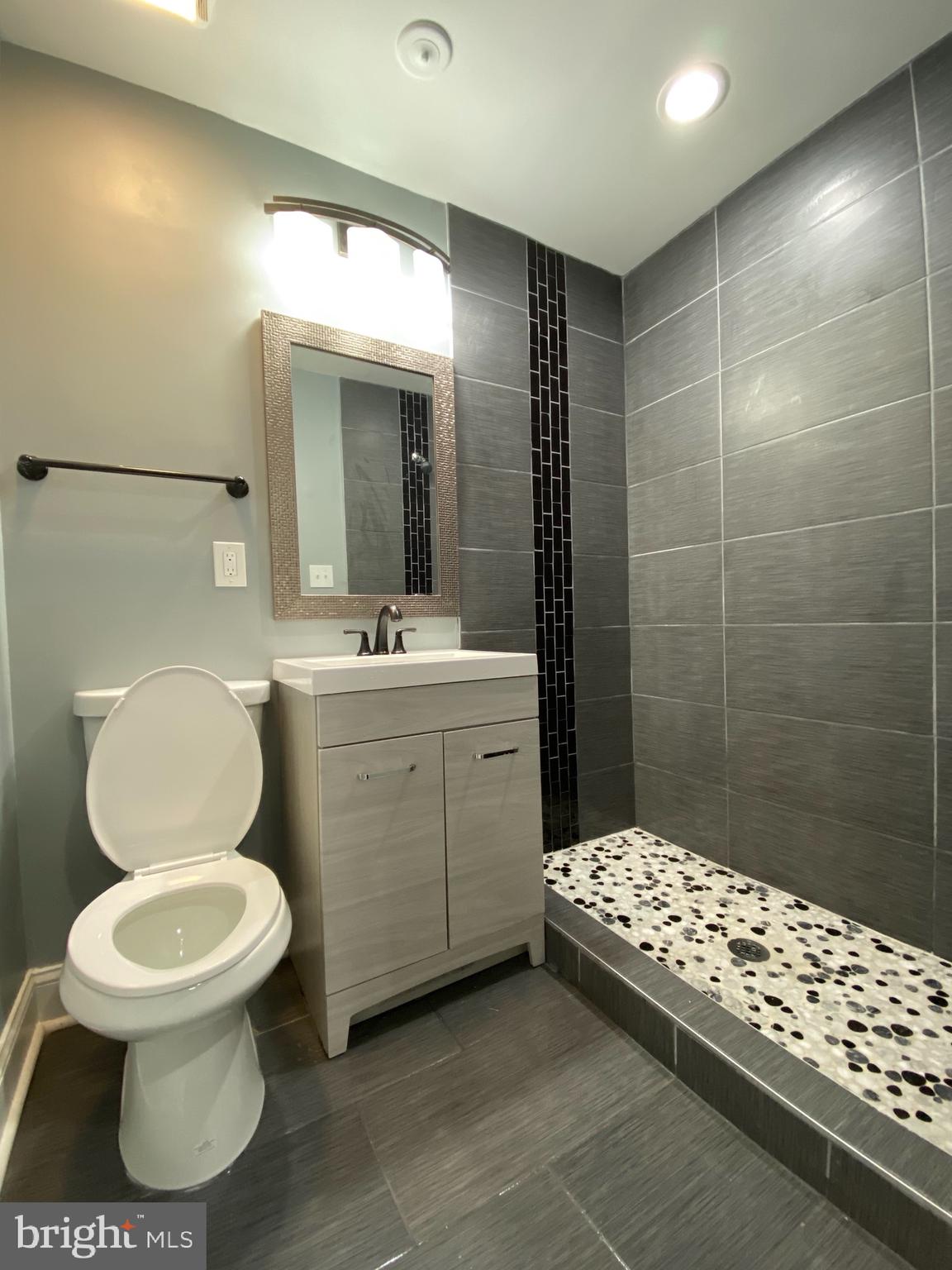 2028 North Rolling Road Baltimore, MD 21244 - Photo 24 of 64
