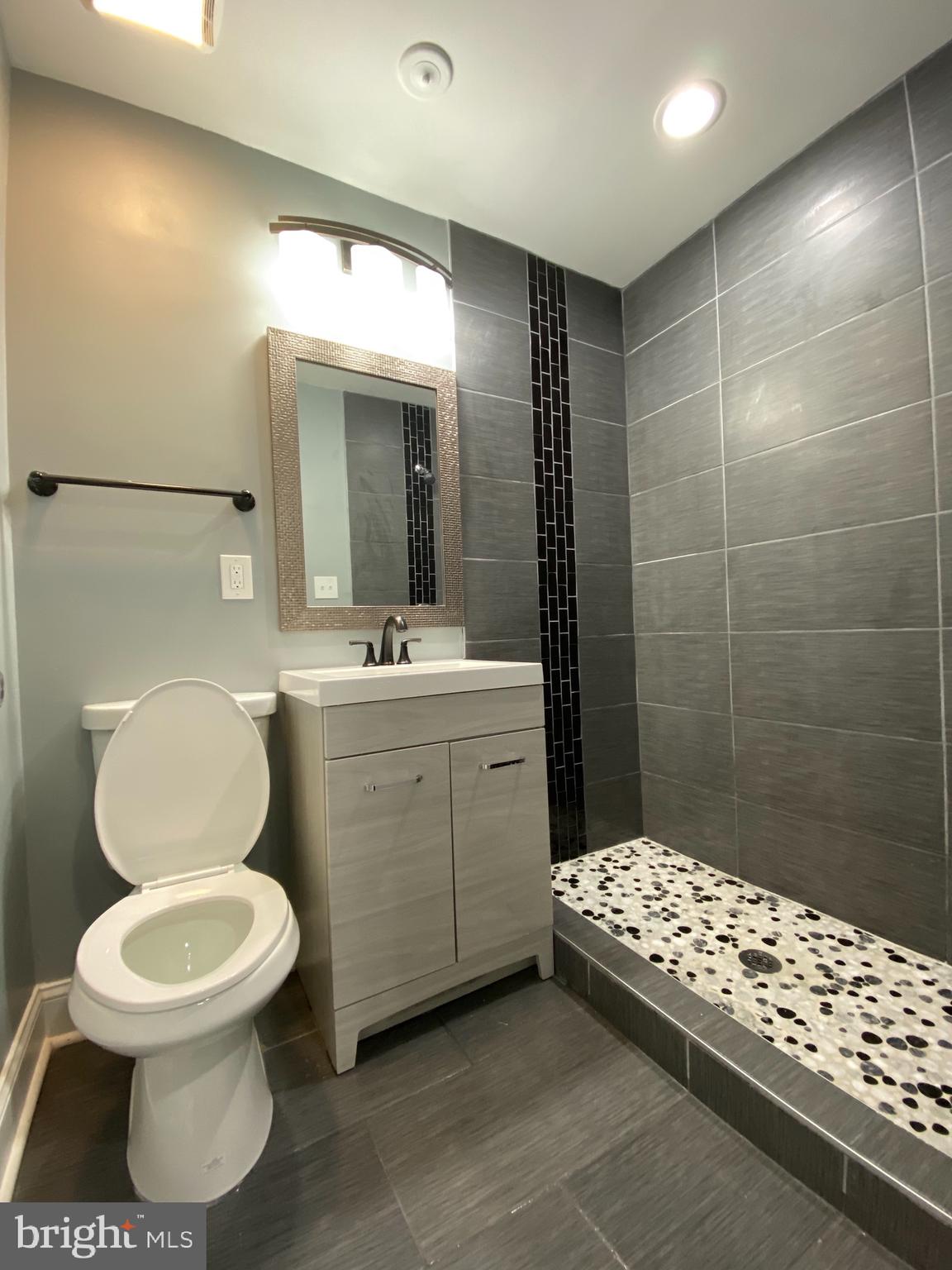 2028 North Rolling Road Baltimore, MD 21244 - Photo 25 of 64