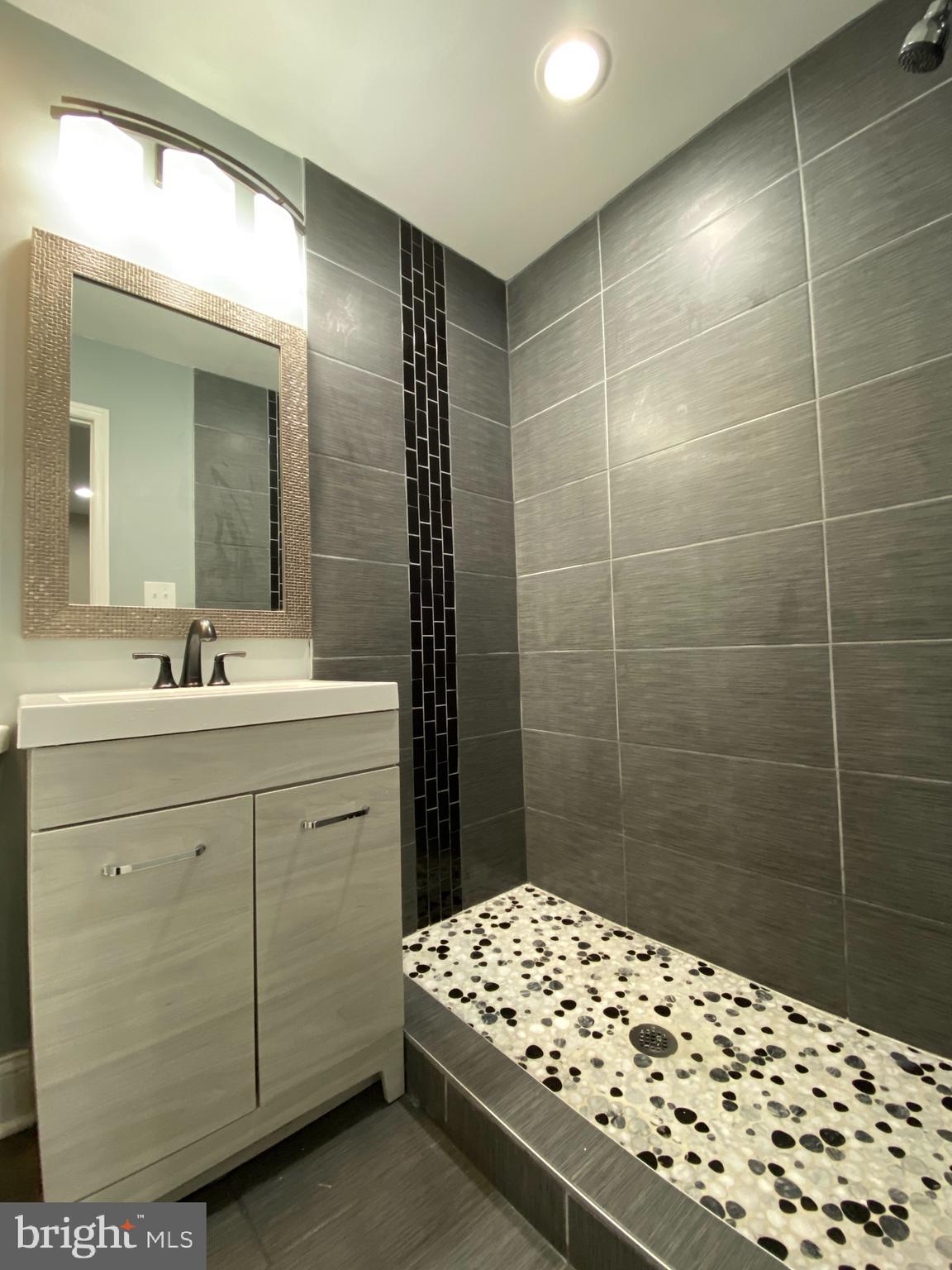 2028 North Rolling Road Baltimore, MD 21244 - Photo 28 of 64