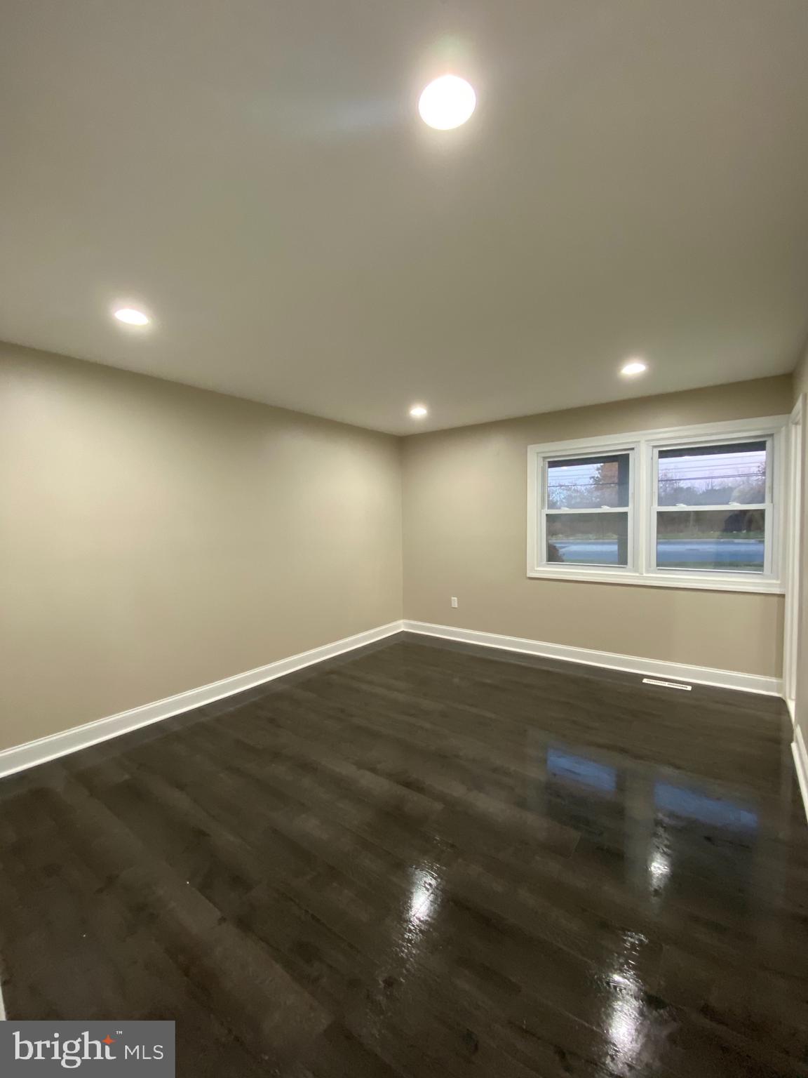 2028 North Rolling Road Baltimore, MD 21244 - Photo 32 of 64