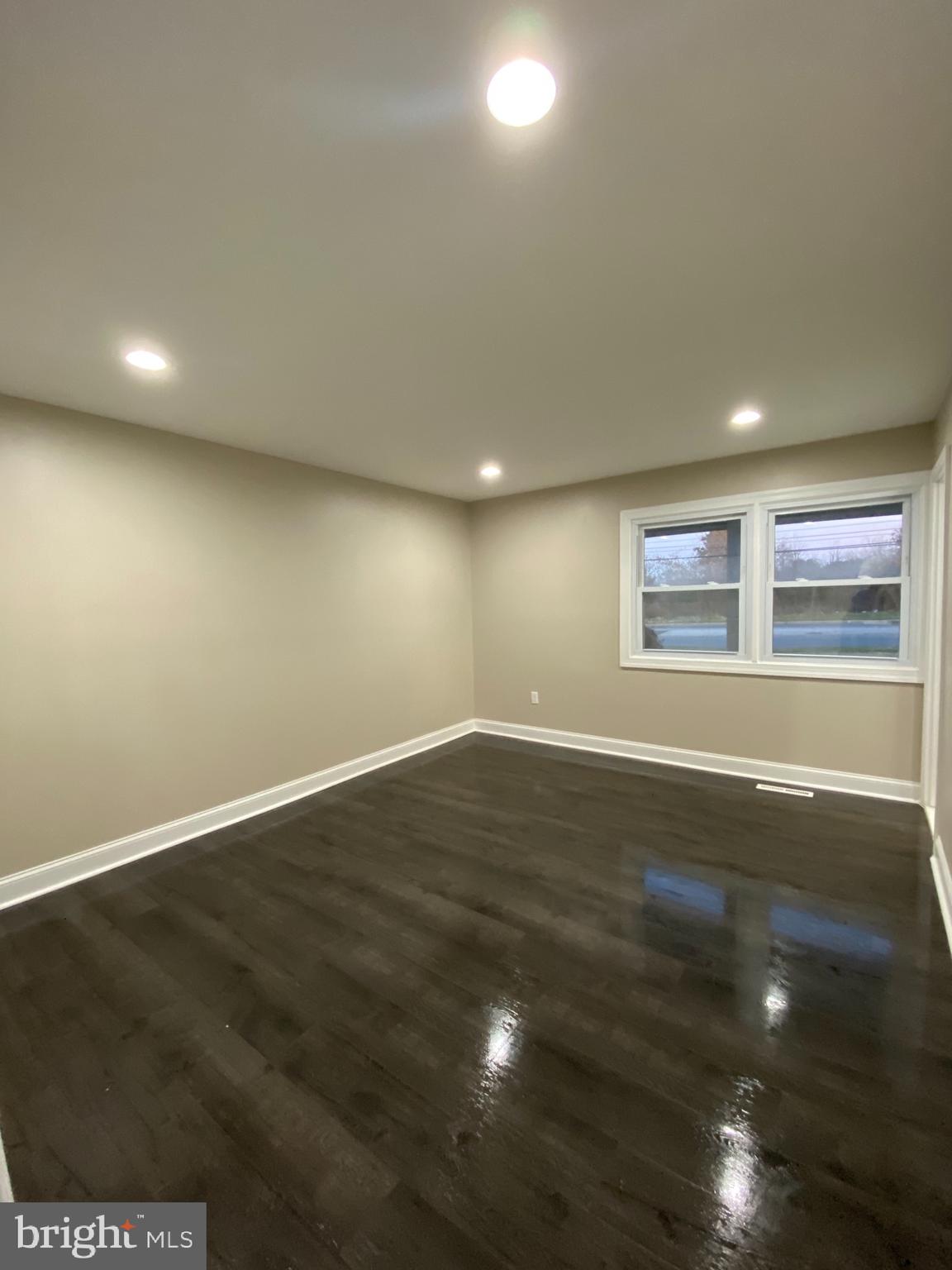 2028 North Rolling Road Baltimore, MD 21244 - Photo 33 of 64