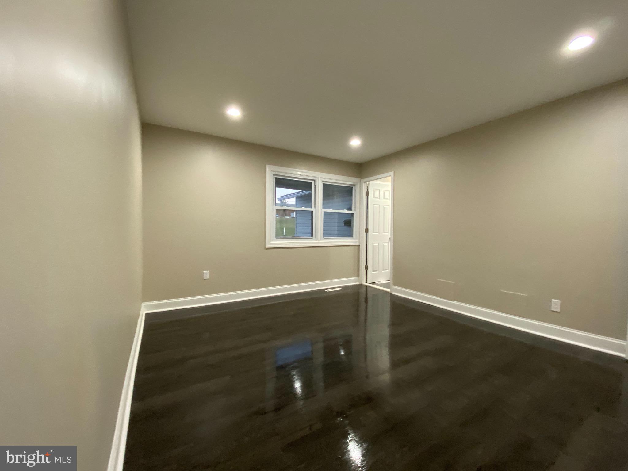 2028 North Rolling Road Baltimore, MD 21244 - Photo 34 of 64