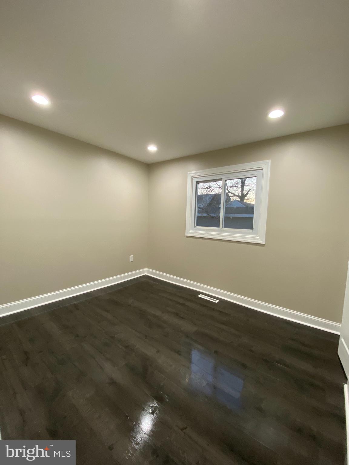 2028 North Rolling Road Baltimore, MD 21244 - Photo 42 of 64