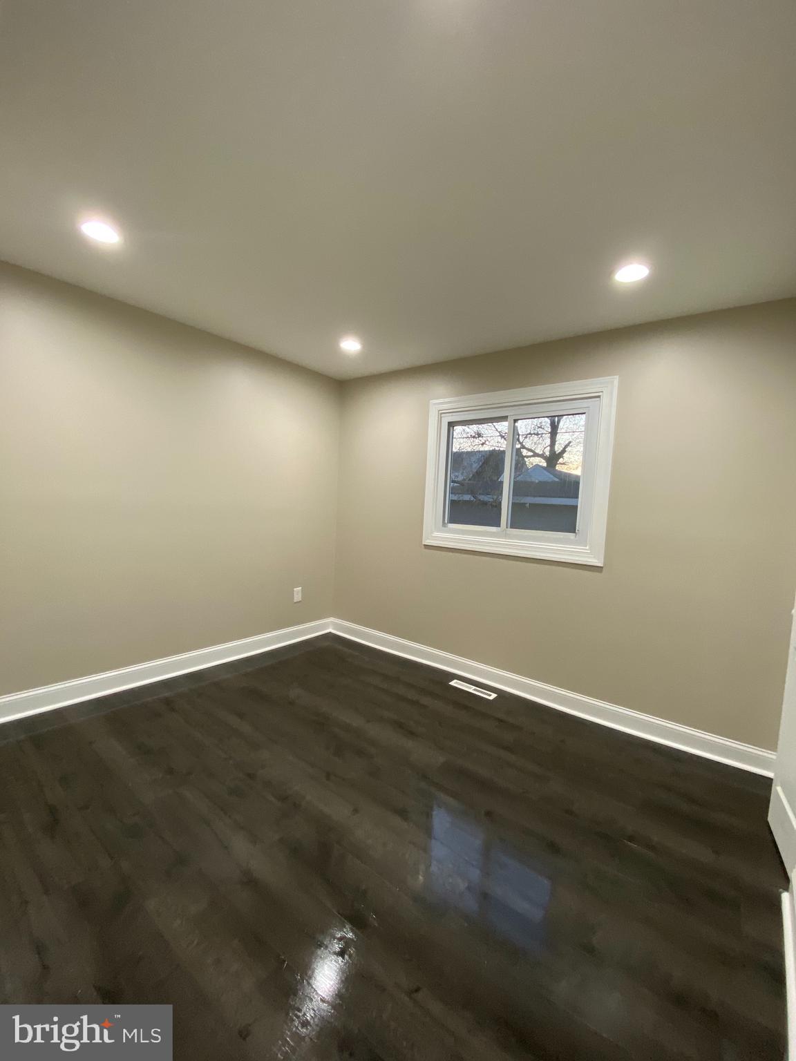 2028 North Rolling Road Baltimore, MD 21244 - Photo 43 of 64