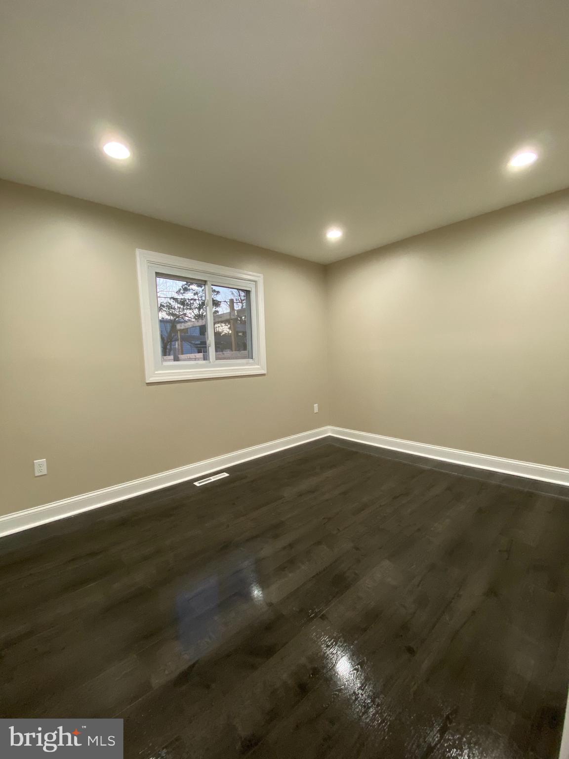 2028 North Rolling Road Baltimore, MD 21244 - Photo 46 of 64